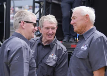 Jeff Burton Exposes Shocking Truth Behind NASCAR Playoffs Format: TV’s Unseen Influence Revealed!