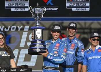 Denny Hamlin’s Epic NASCAR Comeback Sparks Controversy: “Boo Me or Get Run Over!”