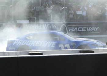 Denny Hamlin Dominates at Gateway for Fifth Win of 2025, Advances in NASCAR Playoffs