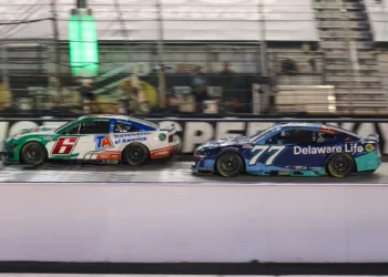 Brad Keselowski’s Heartbreaking Bristol Collapse: How a Bump-and-Run Turned into Disaster!