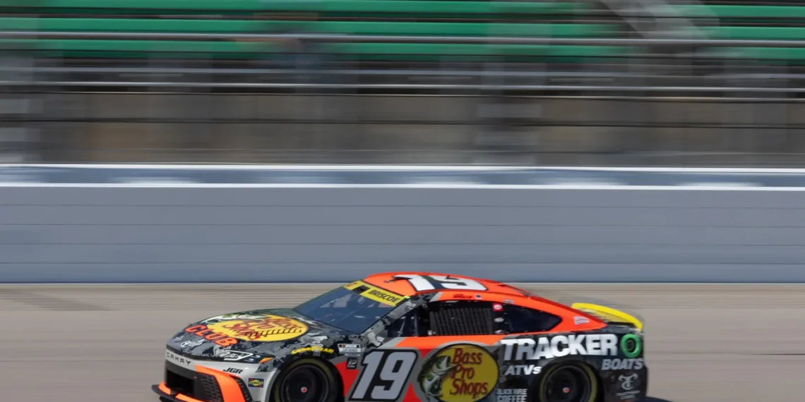 Chase Briscoe Shatters Competition, Claims Seventh Pole at Kansas Speedway in Stunning Upset!