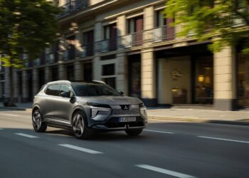 Mitsubishi apresenta o Eclipse Cross elétrico