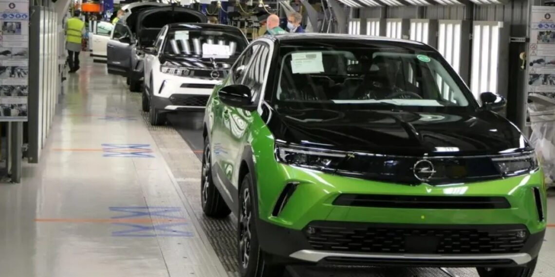 Stellantis vai interromper a produção em duas fábricas na Europa