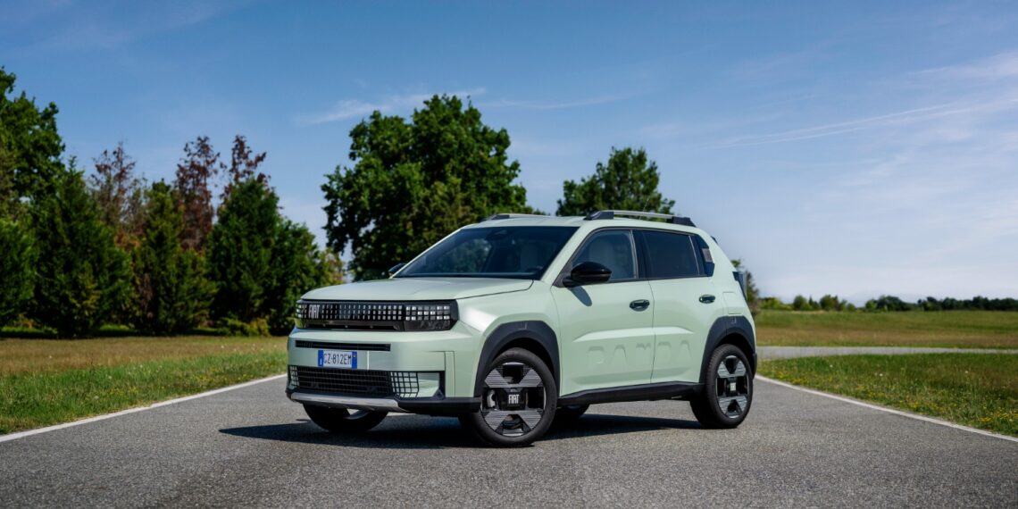 Fiat Grande Panda agora com motor a gasolina