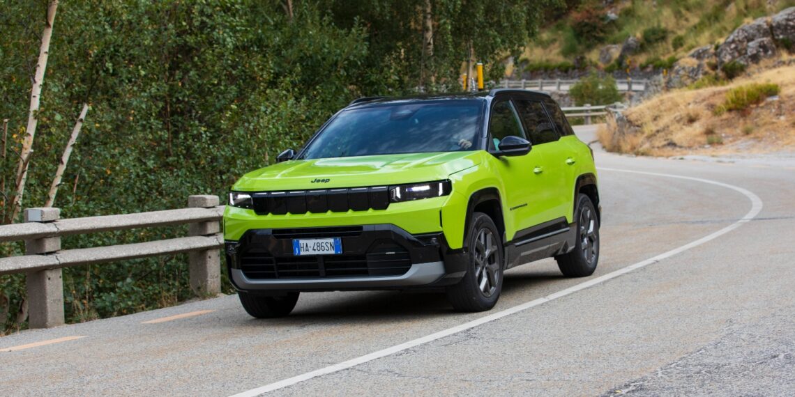 Jeep traz neve para Lisboa