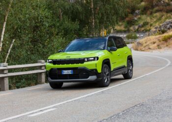 Jeep traz neve para Lisboa