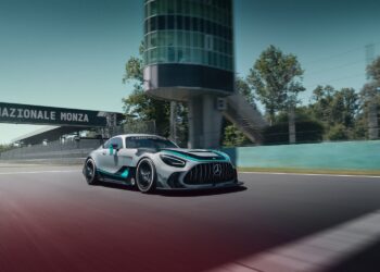 Novo Mercedes-AMG custa mais de €679 mil e só pode ser conduzido em pista