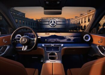 Mercedes mostra o interior do novo GLC elétrico