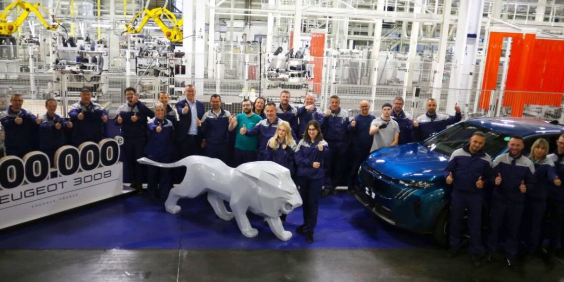 Sabe quantos 3008 já produziu a Peugeot?