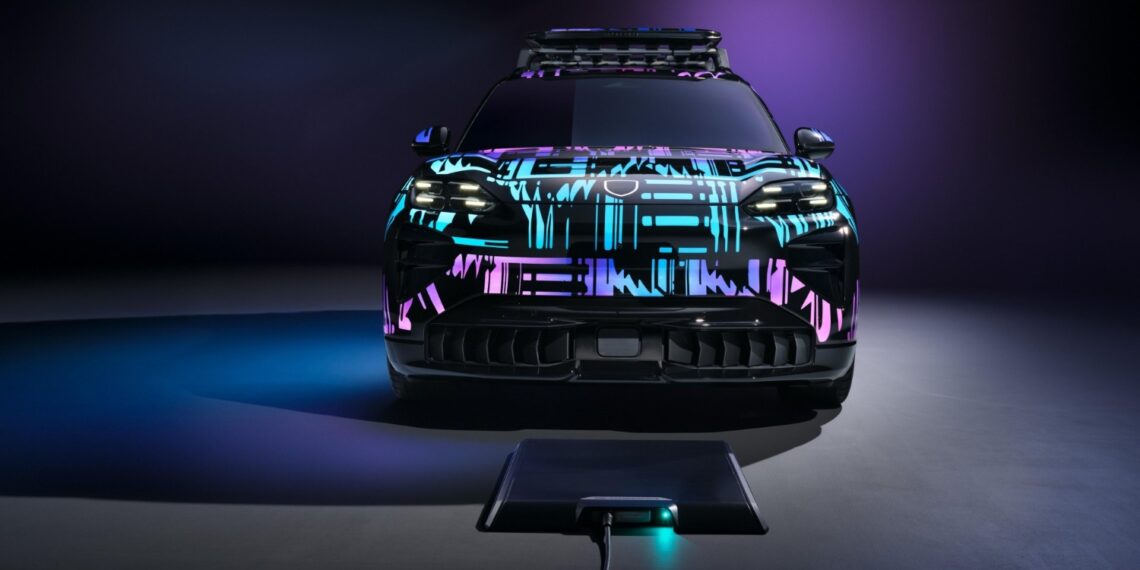 Novo Porsche Cayenne elétrico vai estrear carregamentos por indução