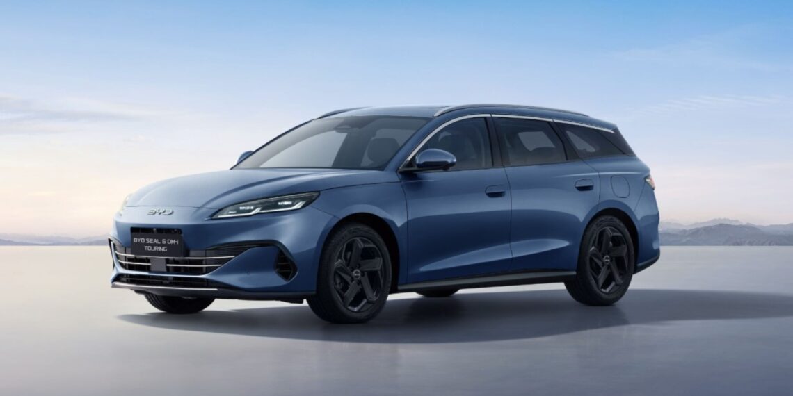 BYD apresenta a carrinha híbrida plug-in Seal 6 DM-I Touring