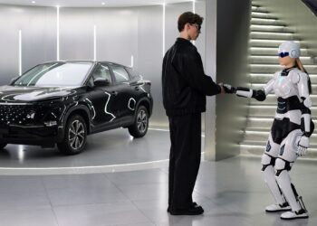 Mornine: o robot da Chery que já vende automóveis para a Omoda