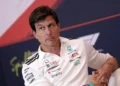Toto Wolff’s Shocking Toilet Cleaning Revelation: Inside Mercedes’ F1 Hygiene Secrets!