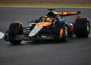 McLaren on the Brink of Glory: Title Triumph Awaits at Singapore F1 Grand Prix!