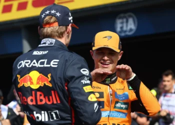 Lando Norris’ Reckless Move Sparks Fury in Oscar Piastri: McLaren Tensions Erupt!