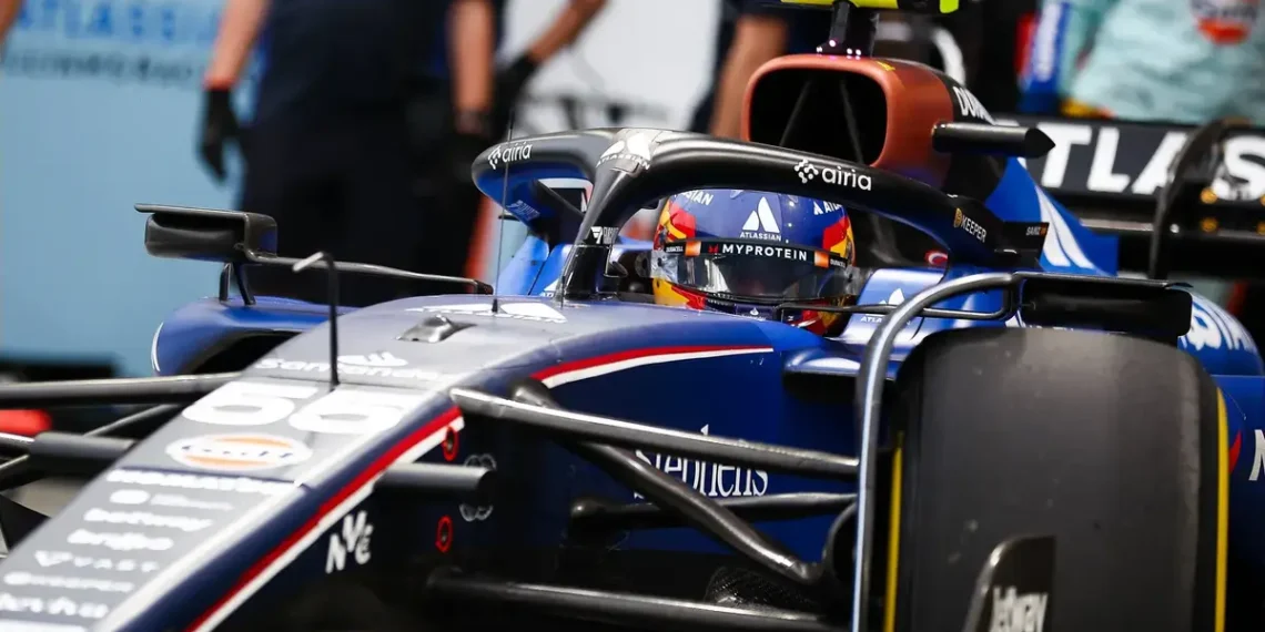 Carlos Sainz’s Heartfelt Team Radio Moment with Williams Engineer Shakes F1 to Its Core!