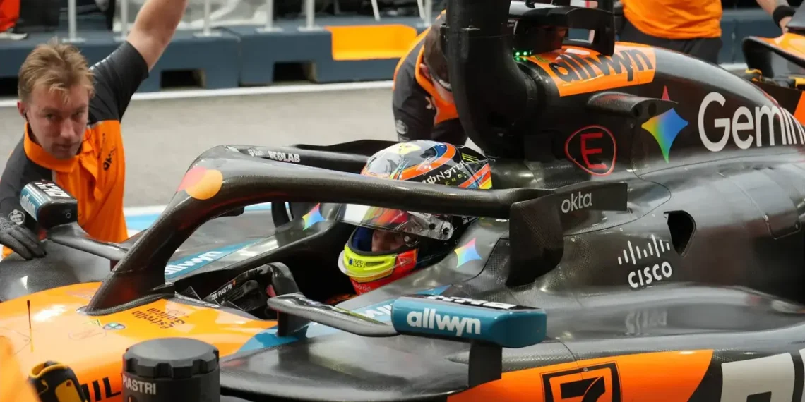 Oscar Piastri’s Hilarious Singapore GP Radio Gaffe: “Stiff Knob” Sparks Viral Sensation!