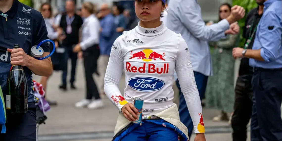 Chloe Chambers Shatters Records in Thrilling 2025 Formula E Women’s Test Morning Showdown!