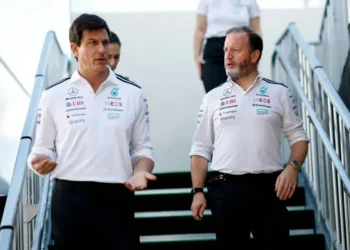 Max Verstappen’s Epic Comeback: Toto Wolff Reveals Underdog Advantage in F1 Championship Battle!