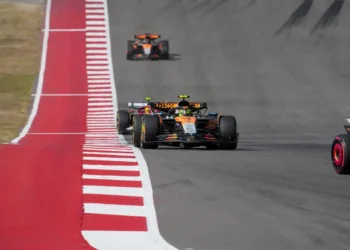 McLaren’s High-Stakes Gamble: Will History Repeat Itself Like the 2007 Championship Disaster?
