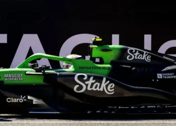 Sauber’s Fiery Quest in Mexico: Can They Overcome Aston Martin’s 10-Point Lead?