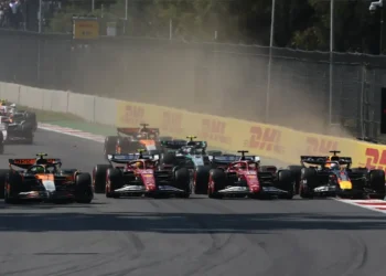 Lando Norris Shocks F1 World, Snatching Victory and Championship Lead at 2025 Mexican Grand Prix!