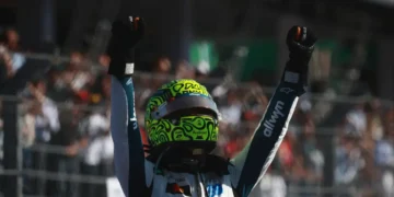 Mystery Unveiled: Did McLaren’s Lando Norris Just Spill Secrets to Help Oscar Piastri?