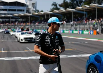 Chaos at F1 Mexico: George Russell Slams Mercedes for Costly Team Order Failure