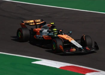 Lando Norris’ Bold Strategy Ignites McLaren’s Stunning F1 Comeback at Mexico Grand Prix