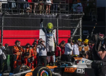 Lando Norris’ Stunning Mexico Victory Shakes F1 Championship Dynamics: Is Oscar Piastri Crumbling?