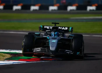 George Russell’s Frustrating Mexico GP: “Hung Out to Dry” Amid Chaos and Controversy!