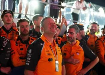 McLaren’s Stunning Rise: How Zak Brown and Andrea Stella Defied Odds to Dominate F1 2025!