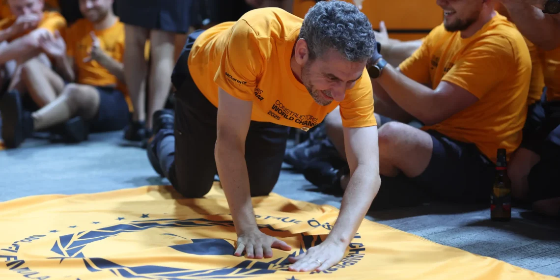 Andrea Stella’s Unyielding Leadership Sparks McLaren’s Astonishing Championship Triumph Against All Odds!