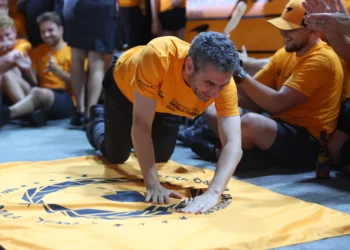 Andrea Stella’s Unyielding Leadership Sparks McLaren’s Astonishing Championship Triumph Against All Odds!