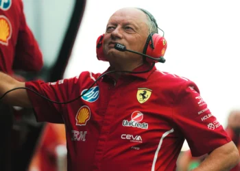 Ferrari’s Vasseur Sounds Alarm on Devastating Overheating Crisis: „We Can’t Manage 95% of the Race!“