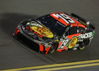 Chase Briscoe Sets Sights on Epic 2026 Comeback Inspired by Dale Jr’s Legendary Triumph!