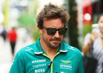 Fernando Alonso Declares Max Verstappen a Legendary Force in F1 History Amid Thrilling Title Chase