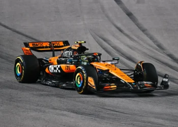 McLaren Clinches 2025 Constructors‘ Championship: A Historic 10th Title Seizes Formula 1 Glory!