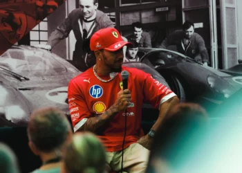 Lewis Hamilton’s Shocking Penalty Sparks Fernando Alonso’s Outrage at Singapore GP Drama