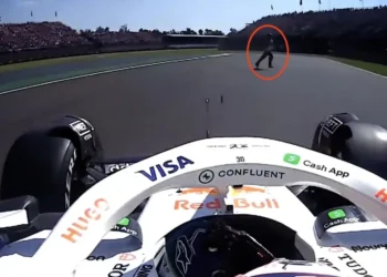 VIDEO – F1 Mexico Mayhem: Near-Tragedy as Marshals Risk Lives in Front of Liam Lawson