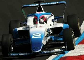 F1 Academy Star Nicole Havrda Hospitalized After Shocking Singapore Crash – Latest Update!