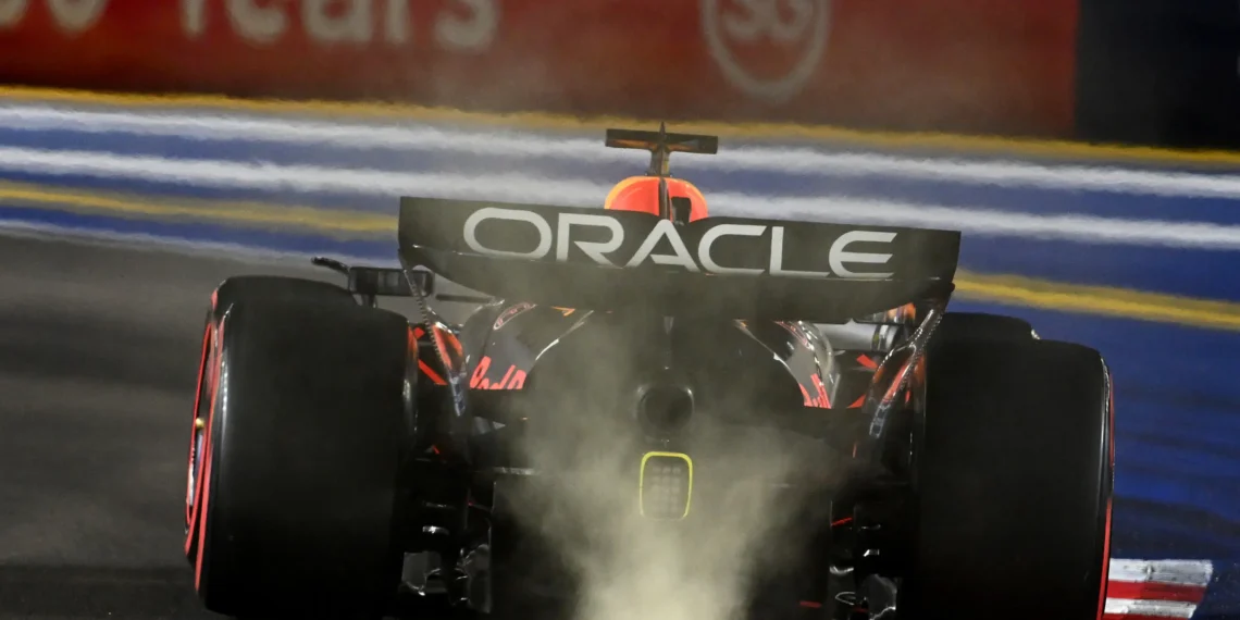 Verstappen’s Fiery Clash with Norris: Dirty Air Drama Sparks Tension at Singapore Qualifying!