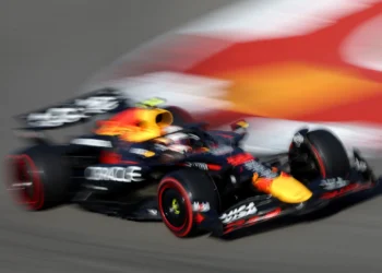 Yuki Tsunoda Accuses Liam Lawson of Sabotage: Tensions Explode in F1 Qualifying Showdown!