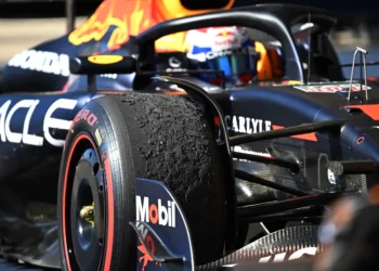 Max Verstappen’s Astonishing Comeback: Can He Defy Odds to Claim 2025 F1 Championship?