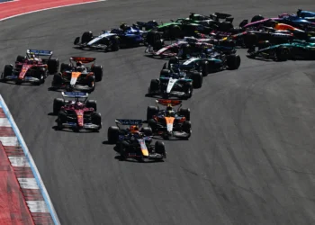 McLaren’s Crucial Strategy to Overcome Max Verstappen’s Title Threat and Secure Victory!
