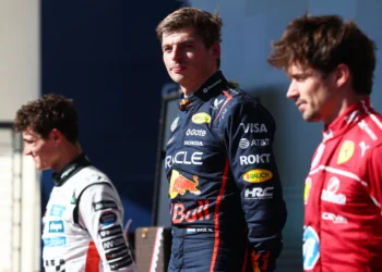 Max Verstappen’s Relentless Dominance Sends McLaren Spiraling into Title Crisis!