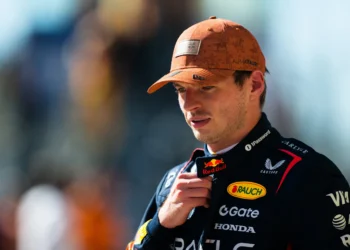 Max Verstappen Shocks F1 World: „Anyone Predicting My 2025 Comeback Would Be an Idiot!“