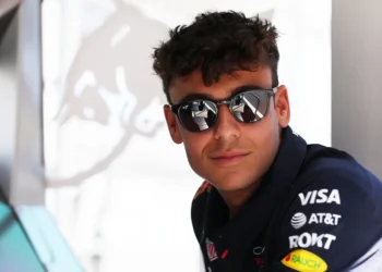 Arvid Lindblad Stuns Red Bull with Masterful FP1 Performance at F1 Mexico GP!