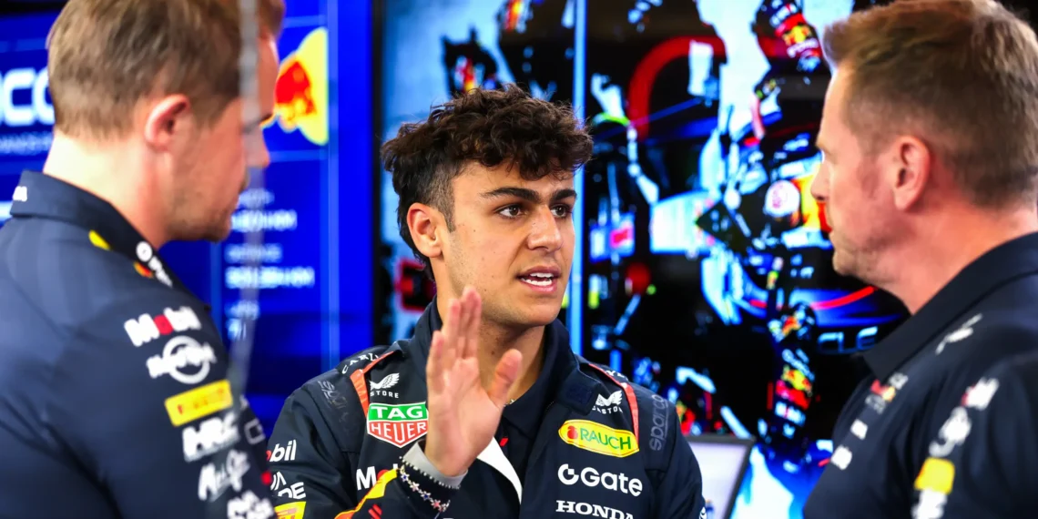 Arvid Lindblad Stuns in Mexico F1 Practice: Red Bull’s Rising Star Delivers Jaw-Dropping Performance!