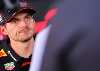 Max Verstappen Issues Fiery ‘Iron-Strong’ Challenge to McLaren Rivals in Thrilling Title Showdown!